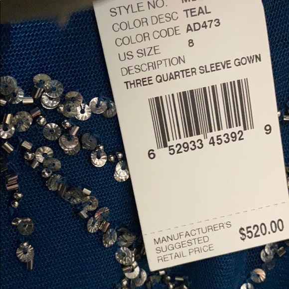 Aidan Mattox evening sequins and beaded Gown - Picture 10 of 10